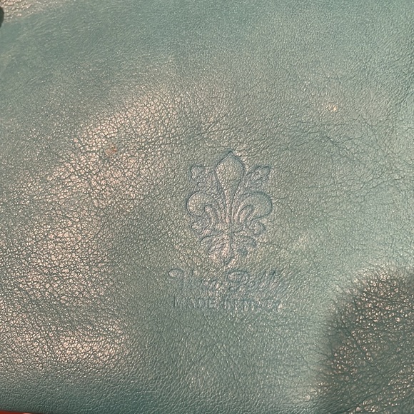 Teal tassel crossbody/clutch from Florence, Italy - Picture 4 of 12
